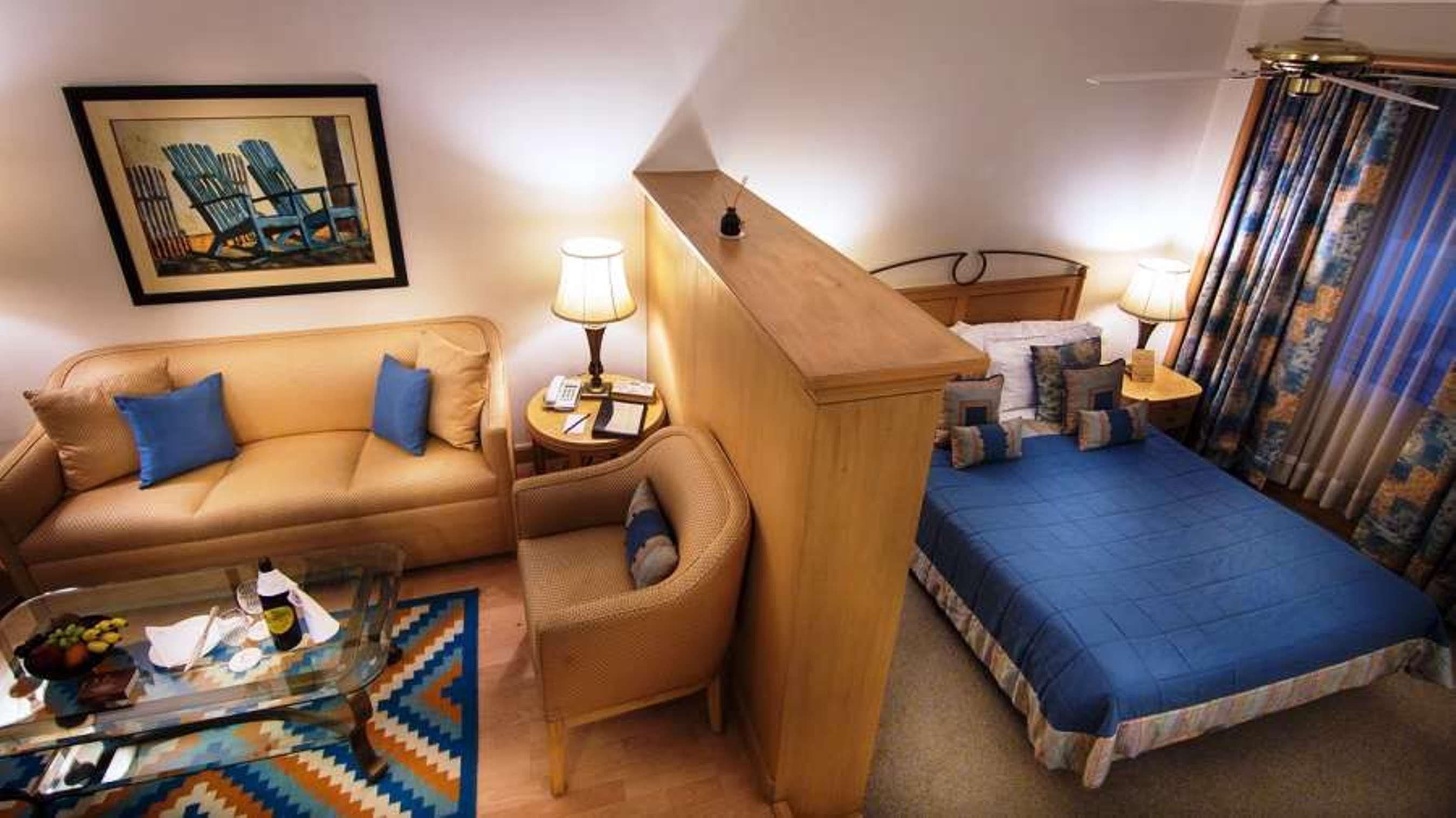The Orchid Hotel Mumbai Vile Parle מראה חיצוני תמונה A room at the Inn at Sedona