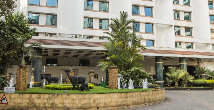 The Orchid Hotel Mumbai Vile Parle מראה חיצוני תמונה The Taj Bengal