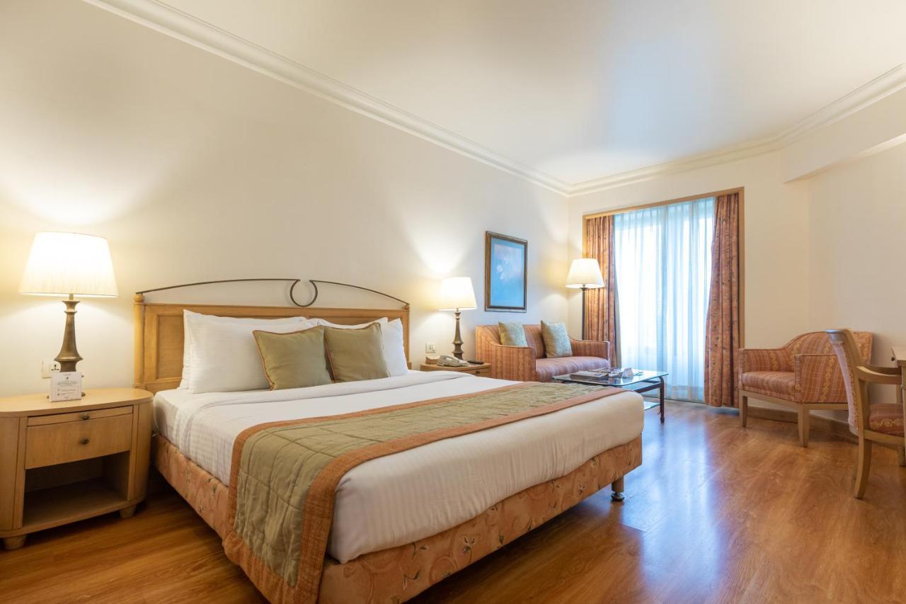 The Orchid Hotel Mumbai Vile Parle מראה חיצוני תמונה A room at the Taj Bengal